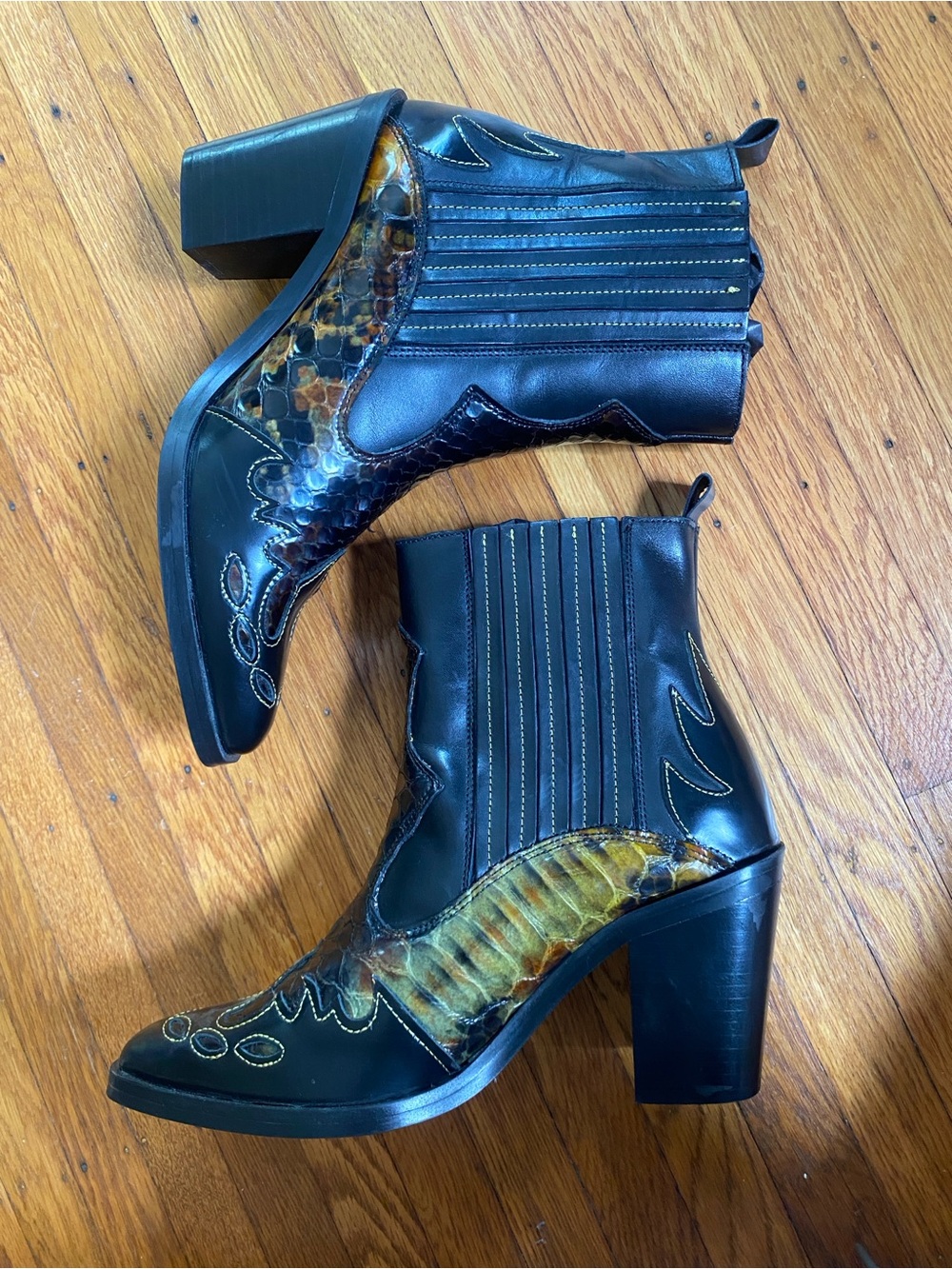 Kurt Geiger Black Leather Western Ankle Boots with Stacked Heel